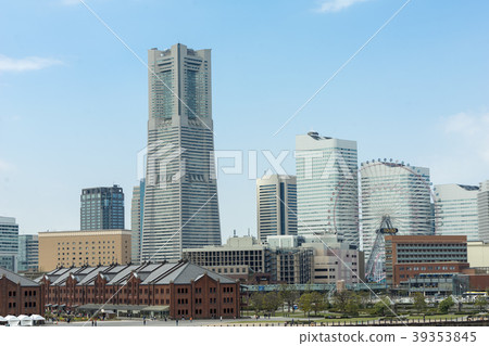 Yokohama red brick warehouse and the port Mirai Skyscrapers in the background 39353845