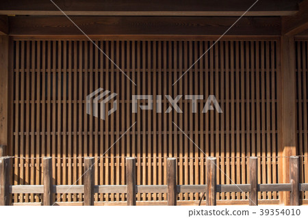 Lattice window / Japanese house 39354010