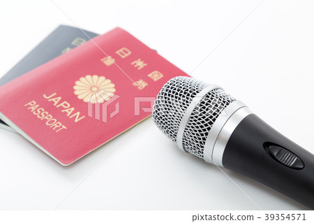 Microphone  39354571