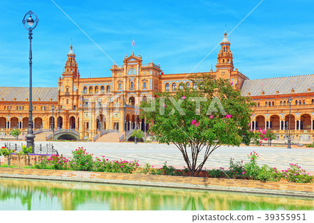 Square of the Spain is a square 39355951