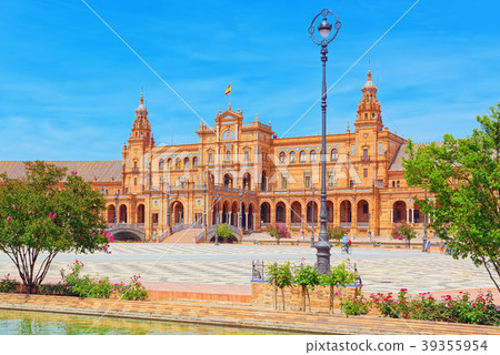 Square of the Spain is a square Square of the Spain is a square 39355954