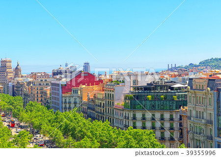 Panorama of the center of Barcelona 39355996