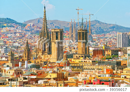 Panorama of the historical center of Barcelona Panorama of the historical center of Barcelona 39356017