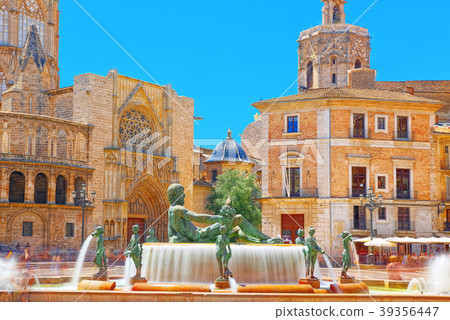 Valencia Fountain Rio Turia on Square Valencia Fountain Rio Turia on Square 39356447