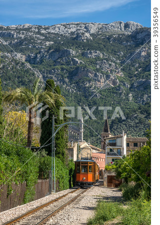 Vintage train in Soller, Mallorca, Spain Vintage train in Soller, Mallorca, Spain 39356549
