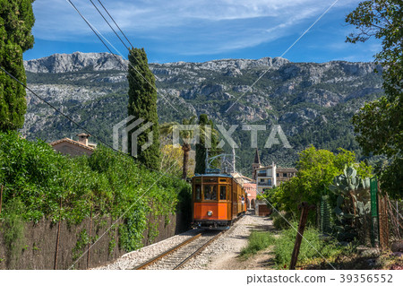 Vintage train in Soller, Mallorca, Spain Vintage train in Soller, Mallorca, Spain 39356552