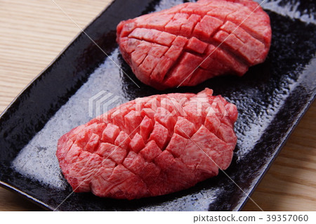 Yakiniku Tan Steak 39357060