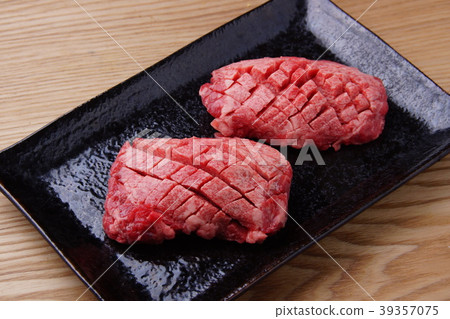 Yakiniku Tan Steak 39357075