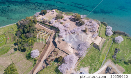 Original castle ruins aerial view Original castle ruins aerial view 39359620