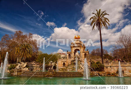 Parc de la Ciutadella - Panoramic view 39360223