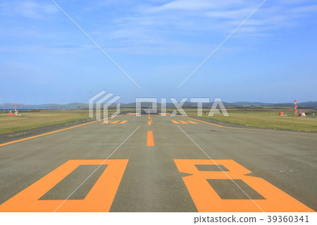稚內機場跑道 39360341