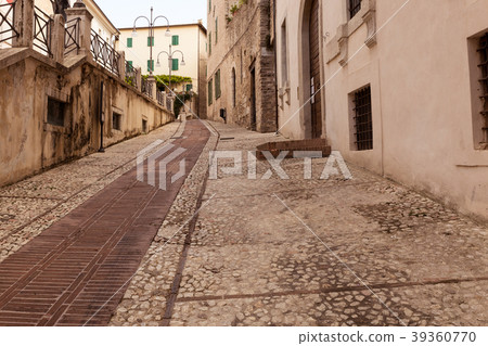 the alley of Spoleto the alley of Spoleto 39360770