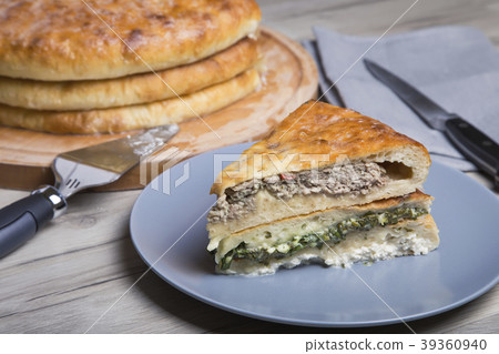 Traditional Ossetian pies. 39360940