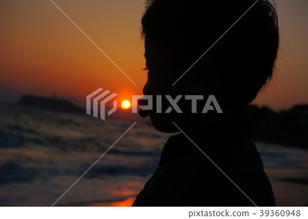 夕陽和我 39360948