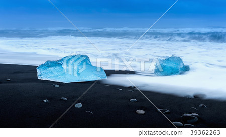 Ice on the black beach near Jokulsarlon Ice on the black beach near Jokulsarlon 39362263