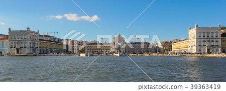 The Commerce Square (Praca do Comercio) in Lisbon 39363419