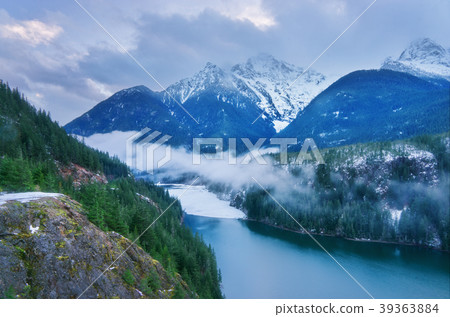 Diablo Lake Overlook 39363884