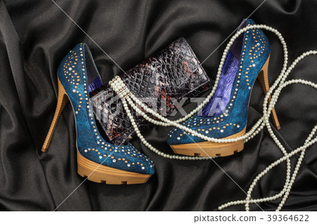 Luxury elegant denim shoes, purse and necklace Luxury elegant denim shoes, purse and necklace 39364622