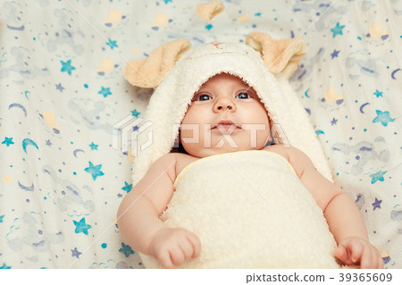 Baby in soft pajamas 39365609