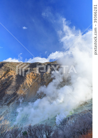 箱根大涌谷冒煙 39366281