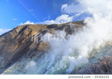 箱根大涌谷冒煙 39366283