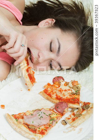 girl with pizza girl with pizza 39367823