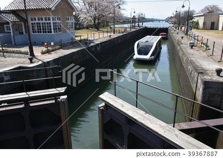Nakajima Ryumon Fuiwa water upper line Nakajima Ryumon Fuiwa water upper line 39367887