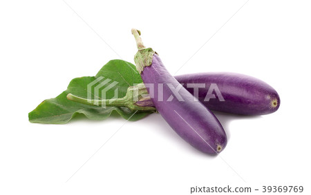 Eggplant isolated on a white background Eggplant isolated on a white background 39369769