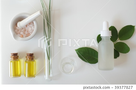 scientist hand pour,drop oil or serum laboratory scientist hand pour,drop oil or serum laboratory 39377827
