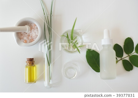 scientist hand pour,drop oil or serum laboratory scientist hand pour,drop oil or serum laboratory 39377831