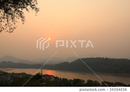 Laos · Luang Prabang 39384836