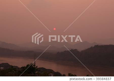 老撾·瑯勃拉邦 39384837