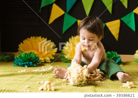 Little happy boy at first birthday 39386621
