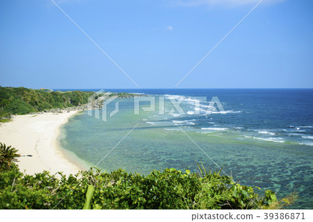 海洋沙子海灘Okinoerabu-jima風景 39386871