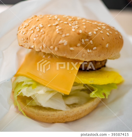 Cheese chicken burger 39387415