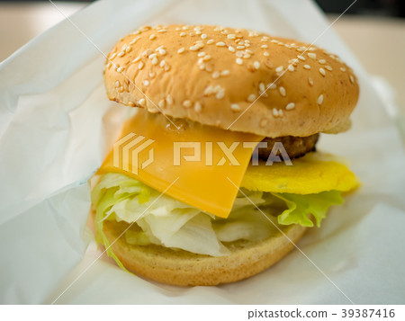 起司雞肉漢堡 起司雞肉漢堡 39387416