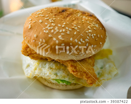 Cheese chicken burger Cheese chicken burger 39387422