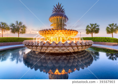 Charleston, South Carolina, USA Fountain 39387903