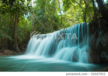 waterfalls in deep forest  39387952
