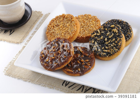 Assorted baked sweets Assorted baked sweets 39391181