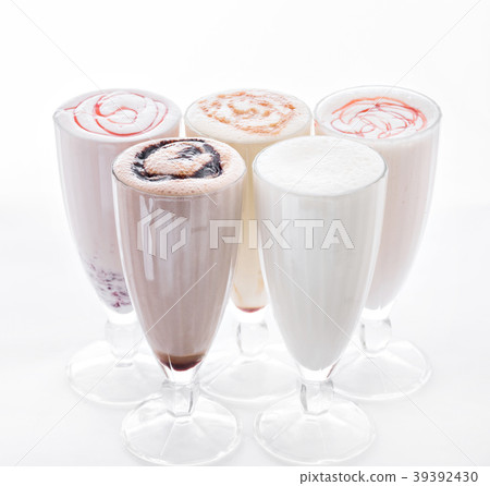Five Ice Cream Shakes. Delicious ice cream float 39392430