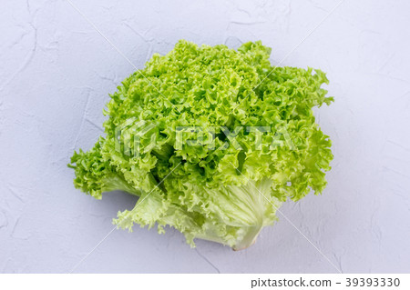 Fresh green lettuce close up. 39393330