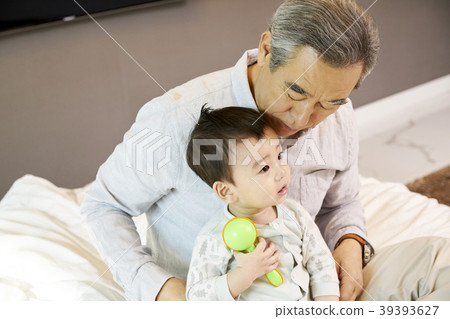 育兒,祖父,孫子,韓國人 育兒,祖父,孫子,韓國人 39393627