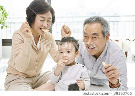 Parenting, Grandfather, Grandmother, Grandson, Korean Parenting, Grandfather, Grandmother, Grandson, Korean 39393706