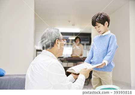 Parenting, Grandfather, Grandmother, Grandson, Korean Parenting, Grandfather, Grandmother, Grandson, Korean 39393818