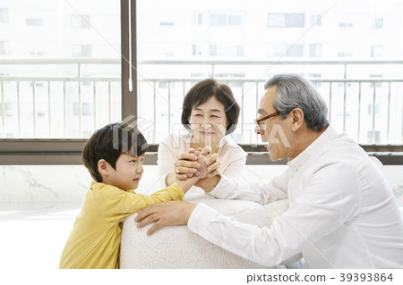 Parenting, Grandfather, Grandmother, Grandson, Korean 39393864