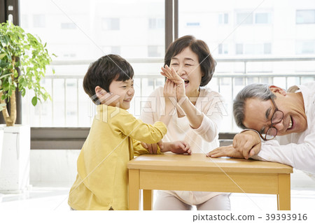 育兒，祖父，祖母，孫子，韓國人 39393916