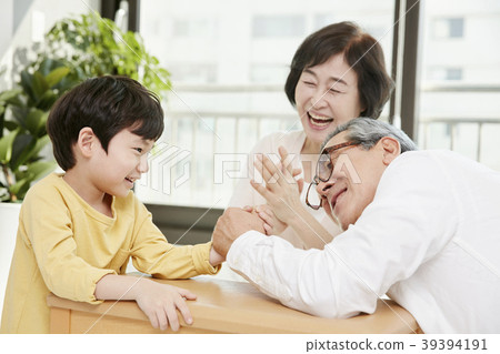 育兒，祖父，祖母，孫子，韓國人 39394191