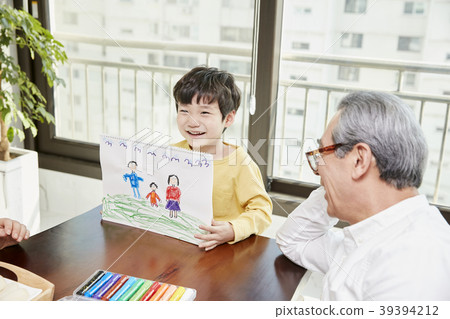 育兒,祖父,孫子,韓國人 育兒,祖父,孫子,韓國人 39394212