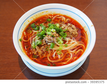 Sichuan charge of noodles Sichuan charge of noodles 39395375